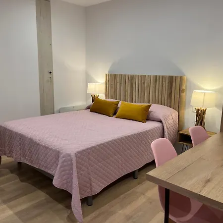 At Pasaje Sancti Spiritus 2 アパート